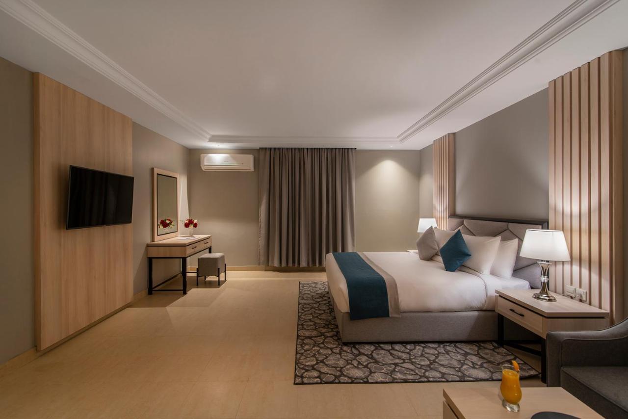 Enala Hotel Apartments - Tabuk Extérieur photo