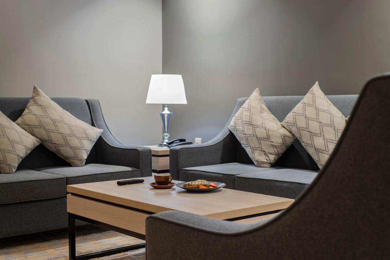 Enala Hotel Apartments - Tabuk Extérieur photo